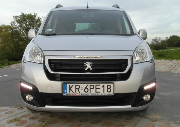 Peugeot Partner cena 48000 przebieg: 114000, rok produkcji 2016 z Kraków małe 667